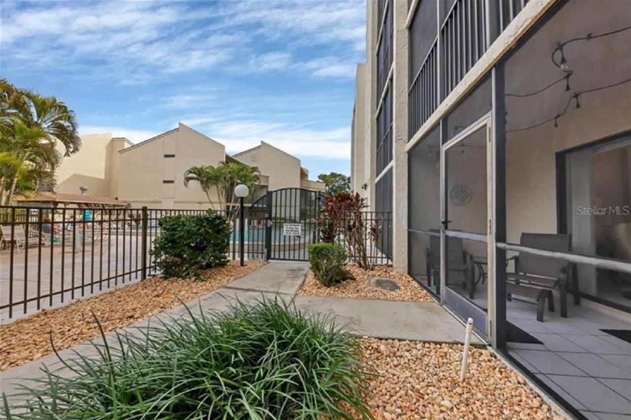 Siesta Key Escape Ground Floor Steps To Heated Pool And Free Trolley Apartment Luaran gambar
